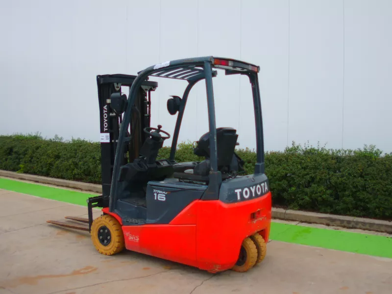 Toyota - Forklifts - V29308