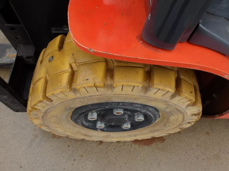 Toyota - Forklifts - V29309