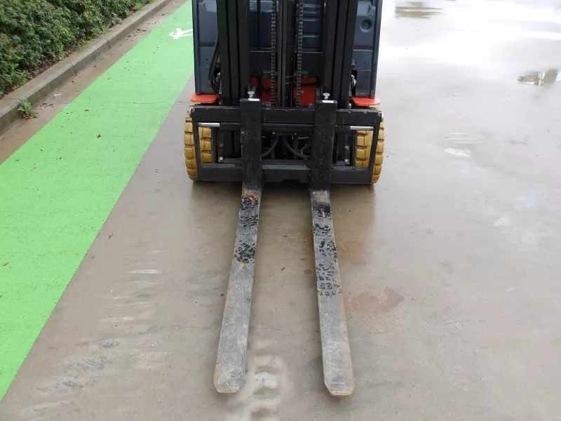 Toyota - Forklifts - V29309