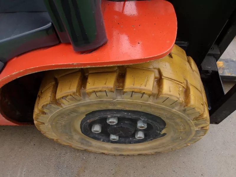 Toyota - Forklifts - V29309