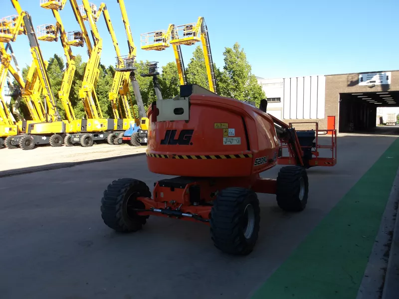 JLG - Articulating booms - V31232