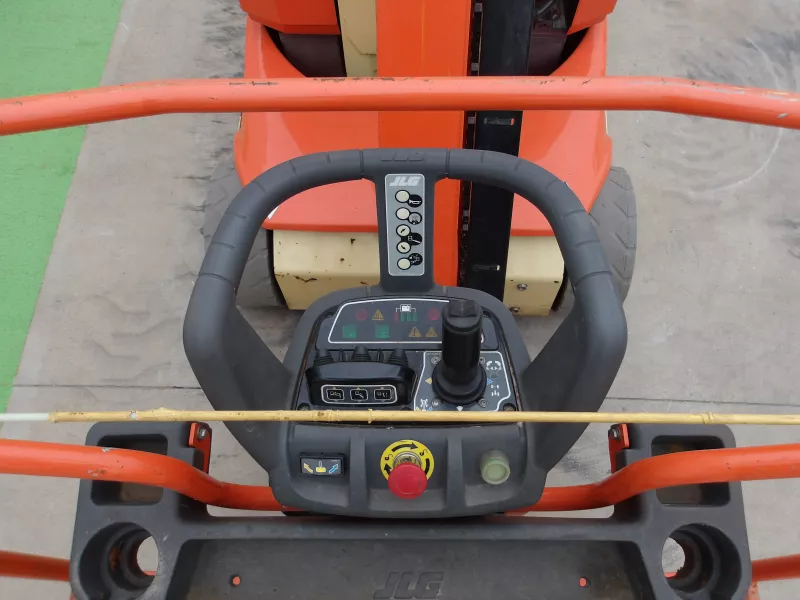 JLG - Vertical masts - V31285