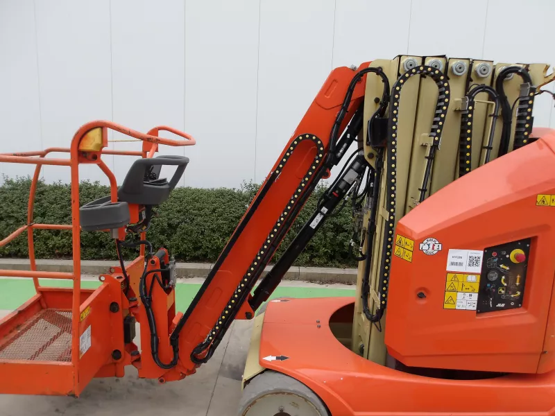 JLG - Vertical masts - V31285