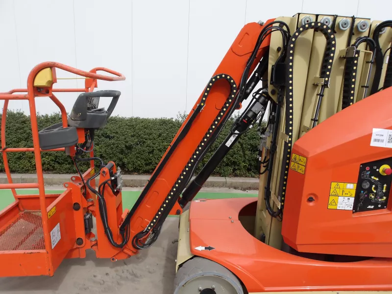 JLG - Vertical masts - V31286