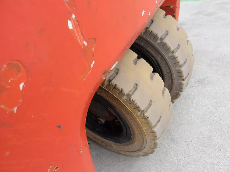 Toyota - Forklifts - V32138