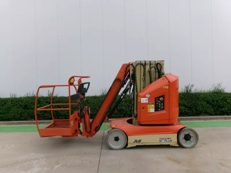 JLG - Vertical masts - V34181