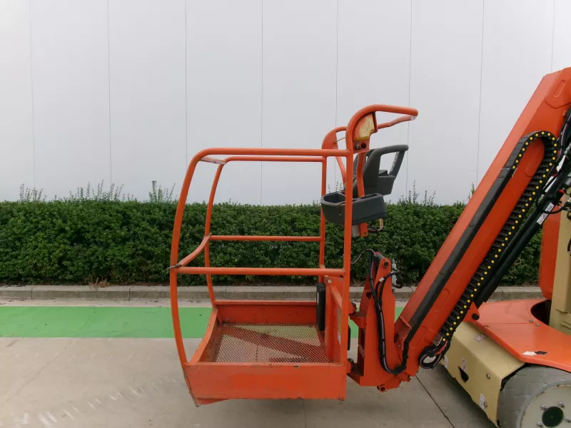 JLG - Vertical masts - V34181
