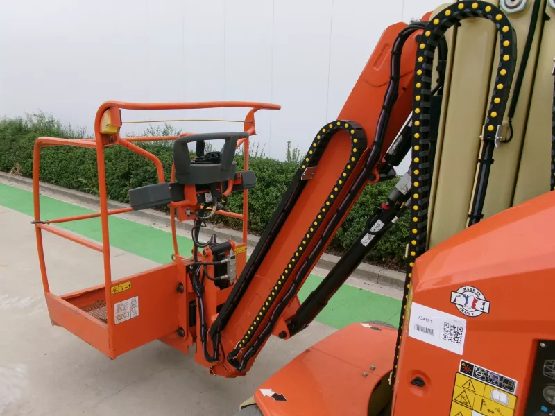 JLG - Vertical masts - V34181
