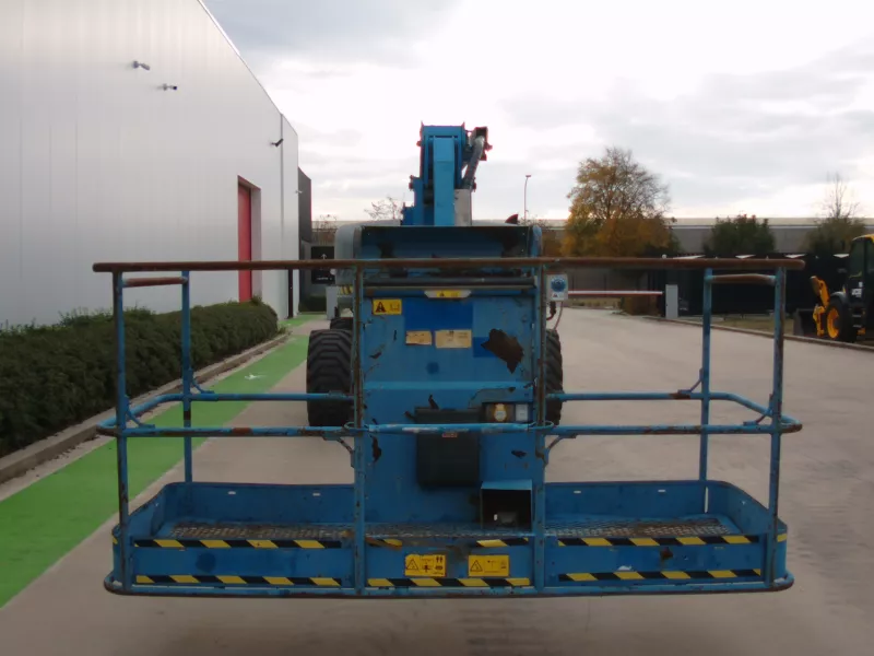 Genie - Articulating booms - V35577