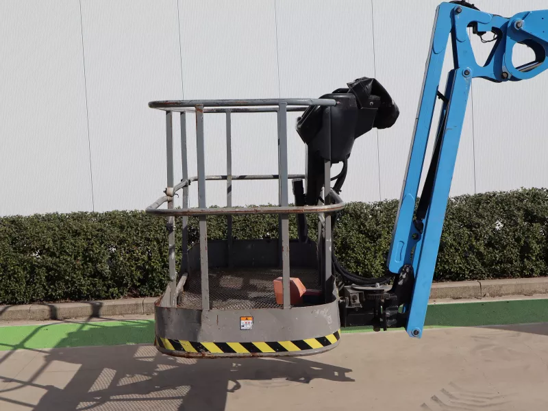 Niftylift - Articulating booms - V38022