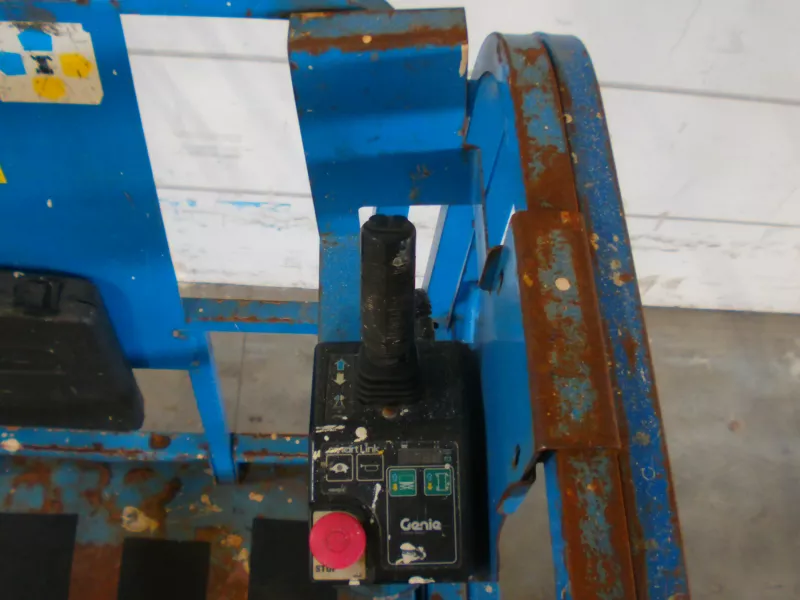 Genie - Scissor lifts - V38116