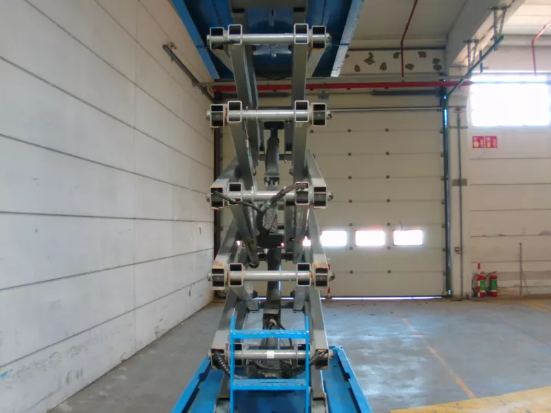 Genie - Scissor lifts - V38383