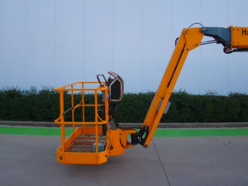 Haulotte - Articulating booms - V38384