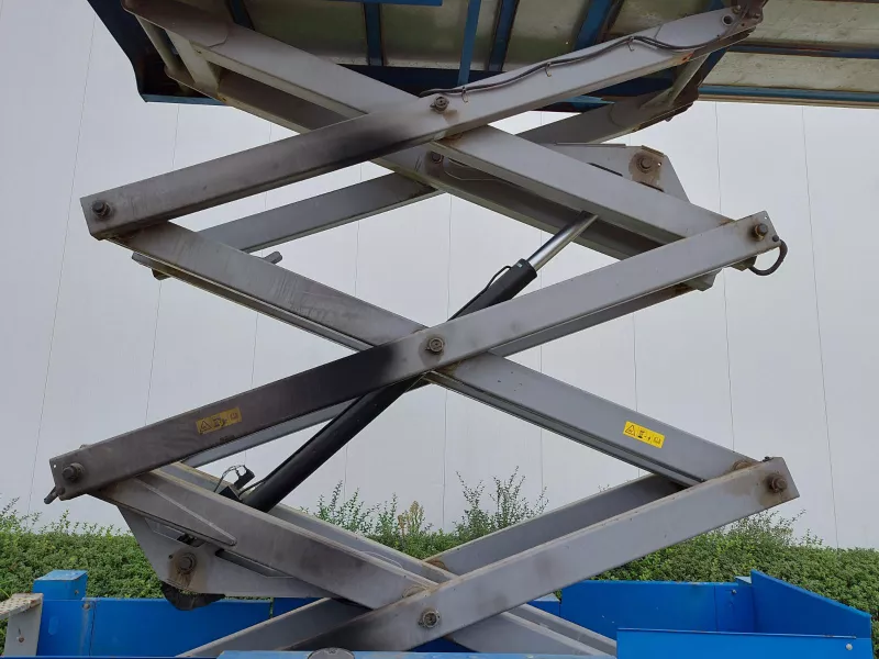 Genie - Scissor lifts - V40202