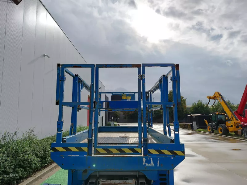 Genie - Scissor lifts - V40202