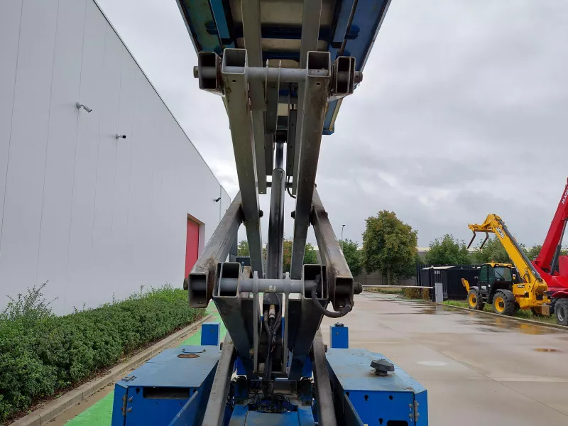 Genie - Scissor lifts - V40202