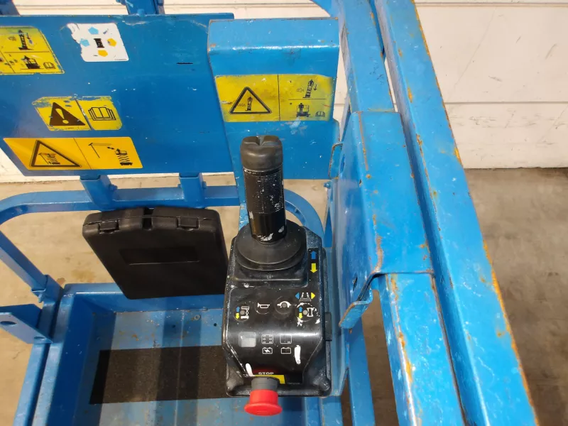 Genie - Scissor lifts - V40723