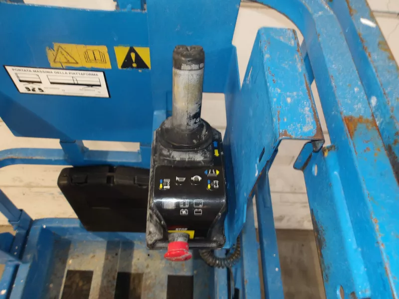 Genie - Scissor lifts - V40735