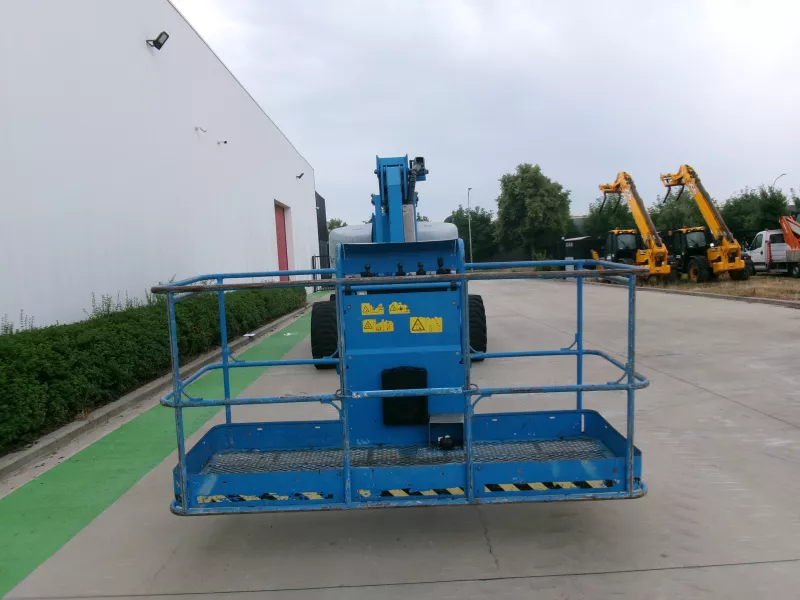 Genie - Articulating booms - V40793
