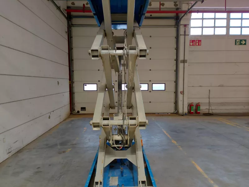 Genie - Scissor lifts - V40893