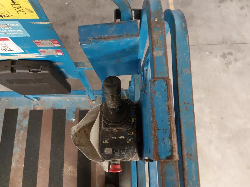 Genie - Scissor lifts - V40902
