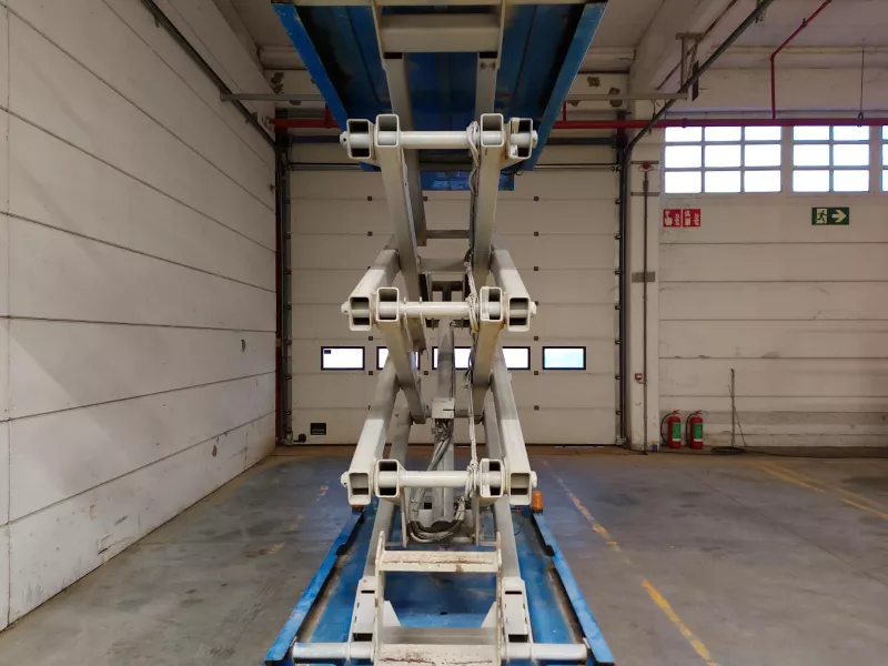 Genie - Scissor lifts - V40902