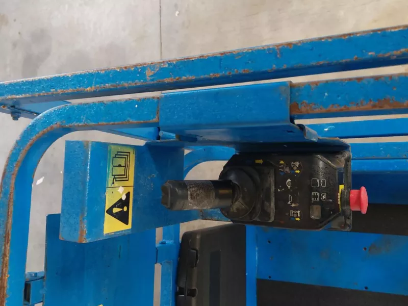 Genie - Scissor lifts - V40908