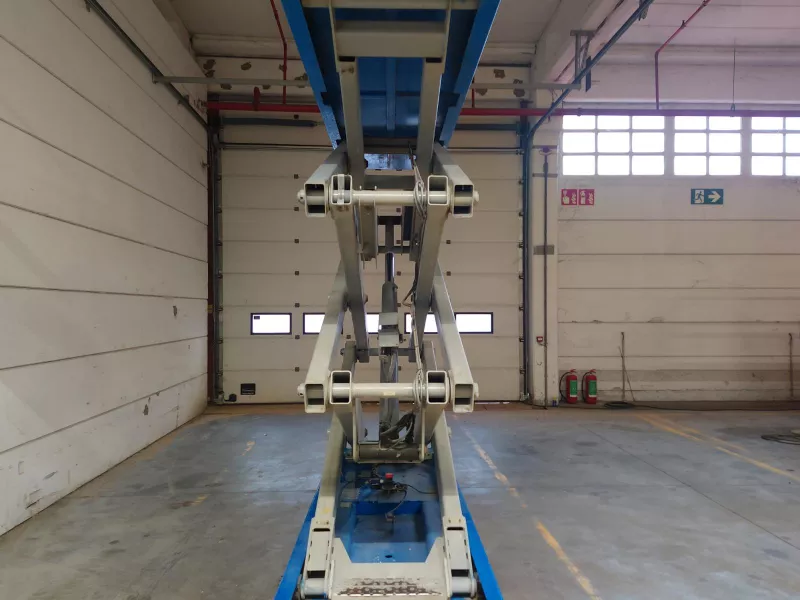 Genie - Scissor lifts - V40908