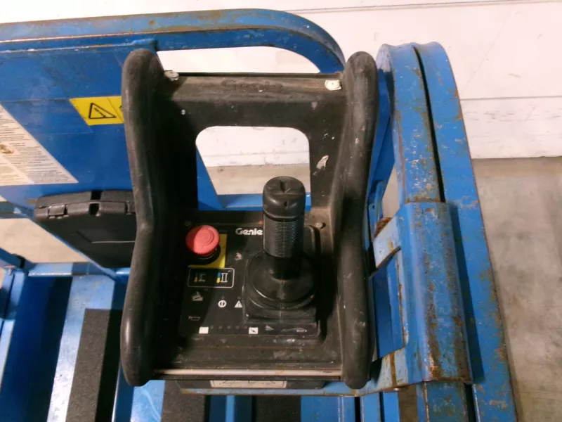 Genie - Scissor lifts - V41472