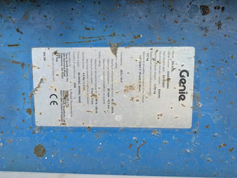 Genie - Scissor lifts - V41494