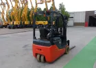 Toyota - Forklifts - V25015
