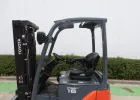 Toyota - Forklifts - V32138